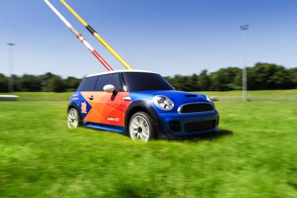 Mini MINI'ler, olimpiyata yardım ediyor - Resim: 3