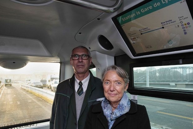 Paris'te sürücüsüz otobüsler trafiğe çıktı - Resim: 3