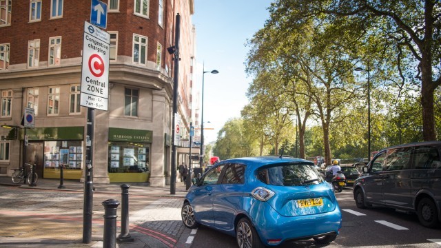 İşte İstanbul'un yeni elektrikli taksileri Renault Zoe 400'ler - Resim: 2