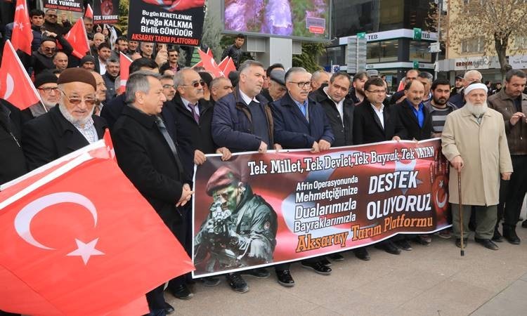 Zeytin Dalı Harekatı'na bayraklı destek - Resim: 2
