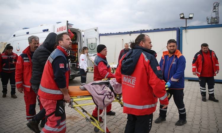 Sınırın sıfır noktasında şifa dağıtıyorlar - Resim: 2