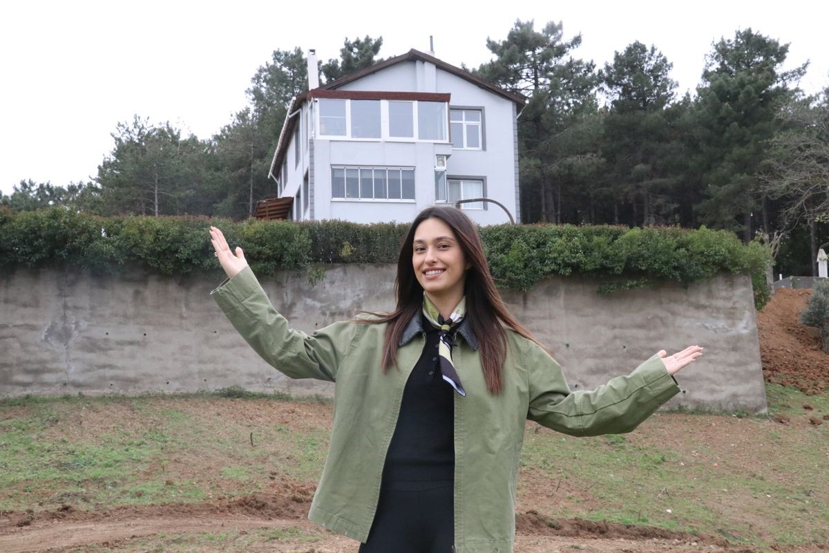 Milyonlarca insanın dikkatini çeken 'yalnız ev' satışa çıkarıldı - Resim: 2