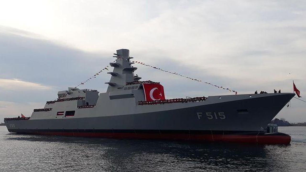 Üç milli fırkateyn eş zamanlı üretilecek