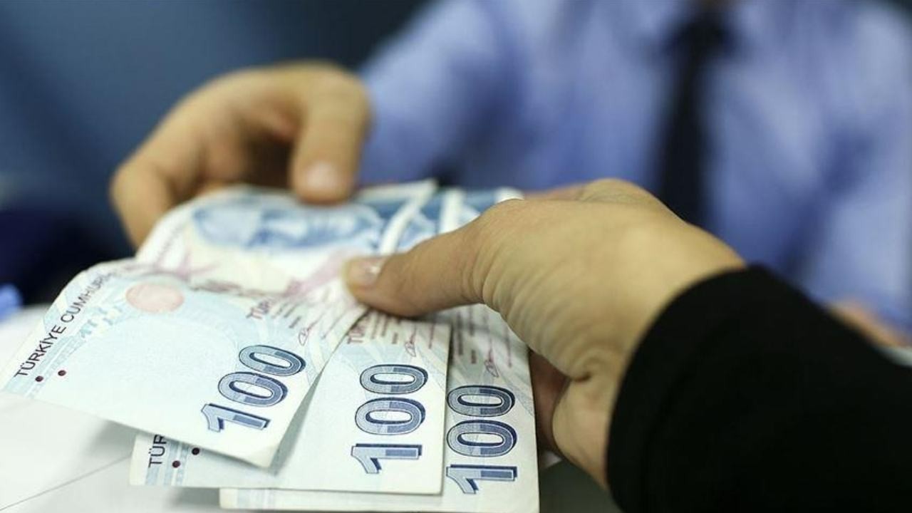 Enflasyon tahmini değişti: Emekli ve memur maaşına ne kadar zam yapılacak? İşte olası oran...