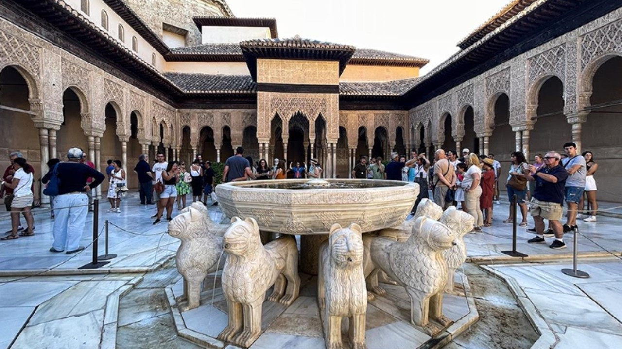 İspanya'nın 2024'te 94 milyon turisti ağırladığı açıklandı