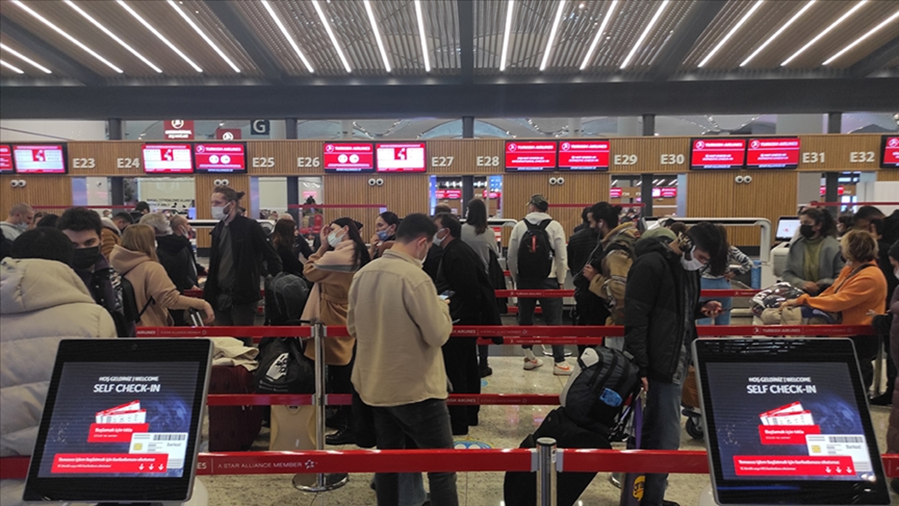 SON DAKİKA: Yurt dışı çıkış harcına zam geldi: 2025 Yurt dışı çıkış harcı ne kadar oldu?