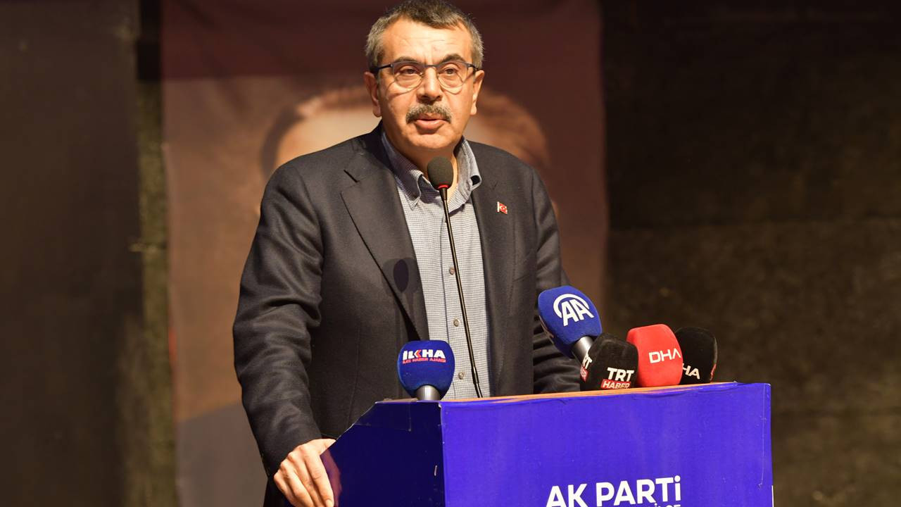 Bakan Tekin'den öğretmen atamalarına ilişkin açıklama: Takvimi erken başlattık