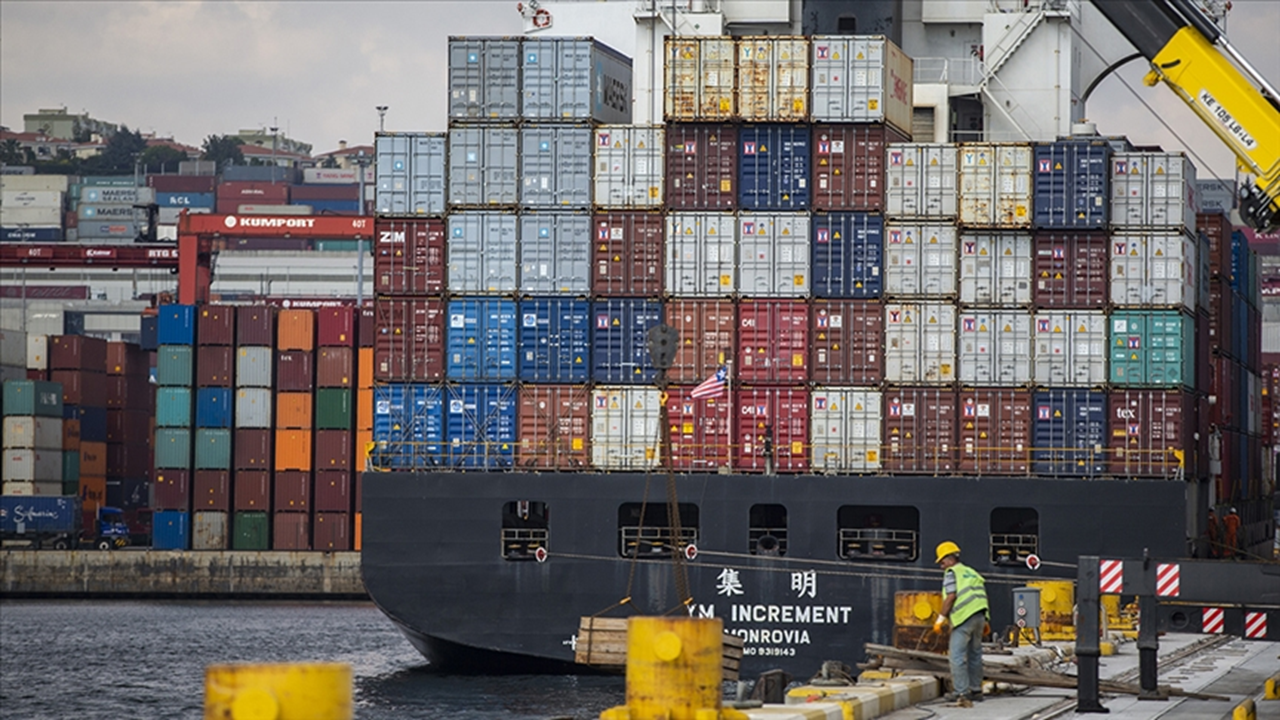 Bakan Uraloğlu duyurdu: Türk limanlarından rekor geldi
