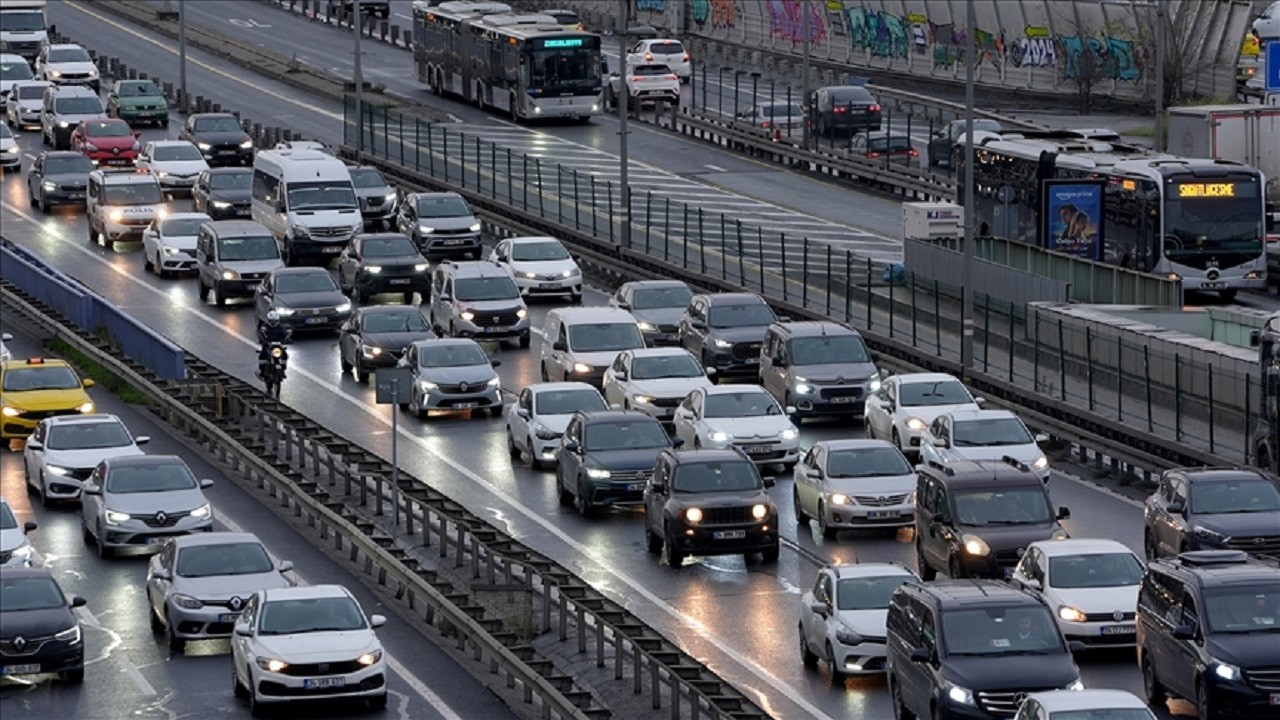 Kış lastiği uygulaması bitiyor! Uzmanlardan lastik seçimi için tüyolar