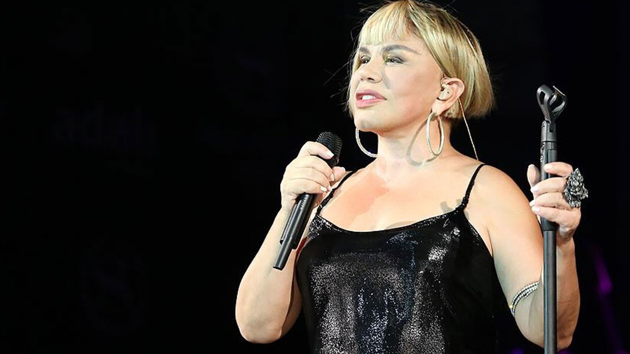 Sezen Aksu’nun müzik kataloğu 18 milyon dolara Universal Music’e satıldı