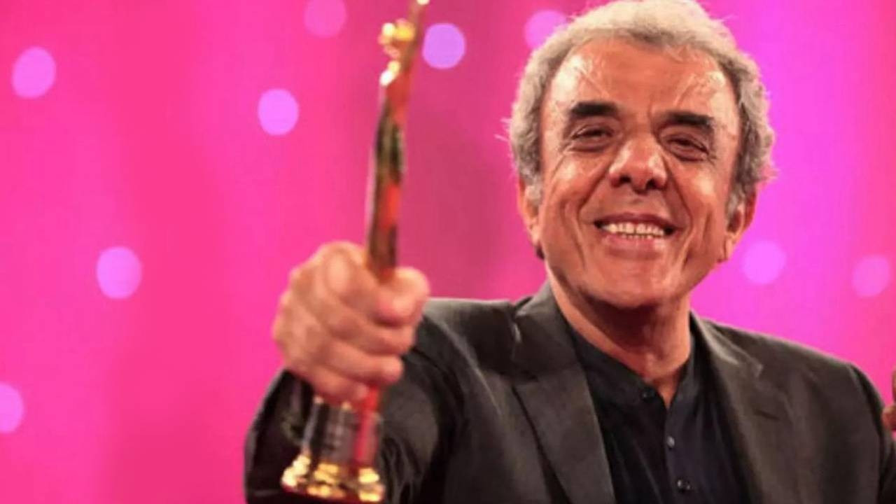 Selvi Boylum Al Yazmalım'ın senaristi Yönetmen Ali Özgentürk'ten acı haber