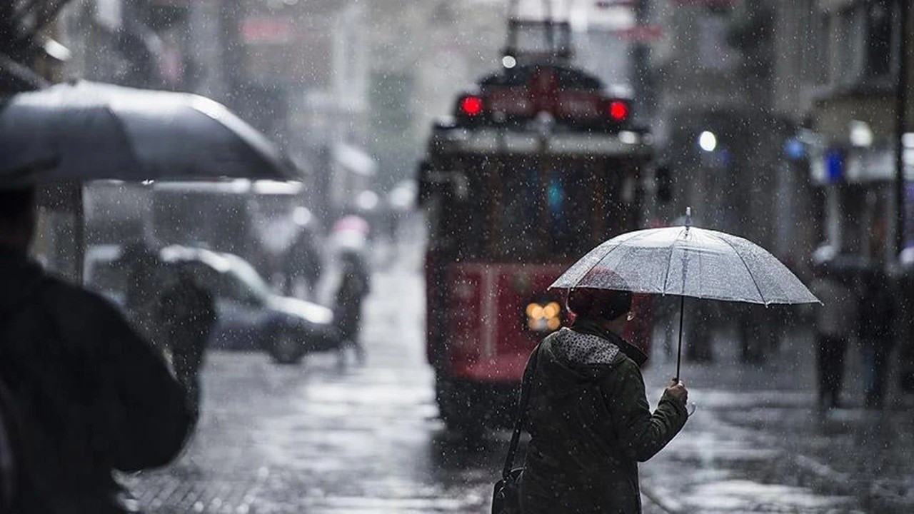 Meteoroloji'den yağış uyarısı! İstanbul'da sağanak etkili olacak: Sıcaklıklar 3-5 derece azalacak, Bugün hava nasıl olacak? 18 Mayıs Pazar hava durumu