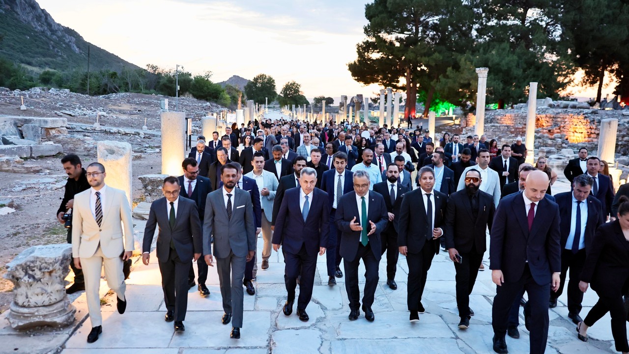 THY, ‘Connect To Türkiye’ yabancı tur operatörlerini İzmir’de buluşturdu THY, ‘Connect To Türkiye’ yabancı tur operatörlerini İzmir’de buluşturdu