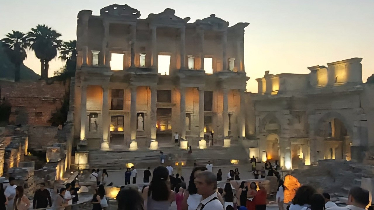 Tatilcilerin bayram tercihi kültürel gezi oldu Tatilcilerin bayram tercihi kültürel gezi oldu