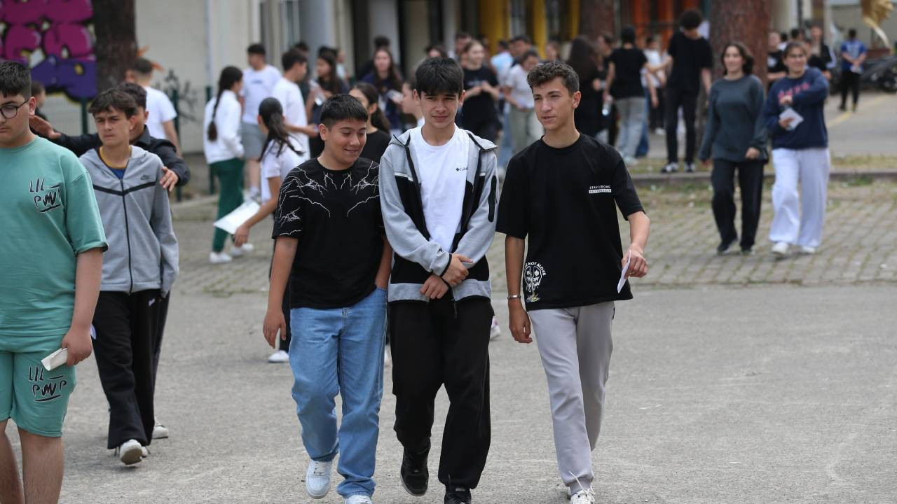 LGS maratonu sona erdi! 1 milyonu aşkın öğrenci ter döktü