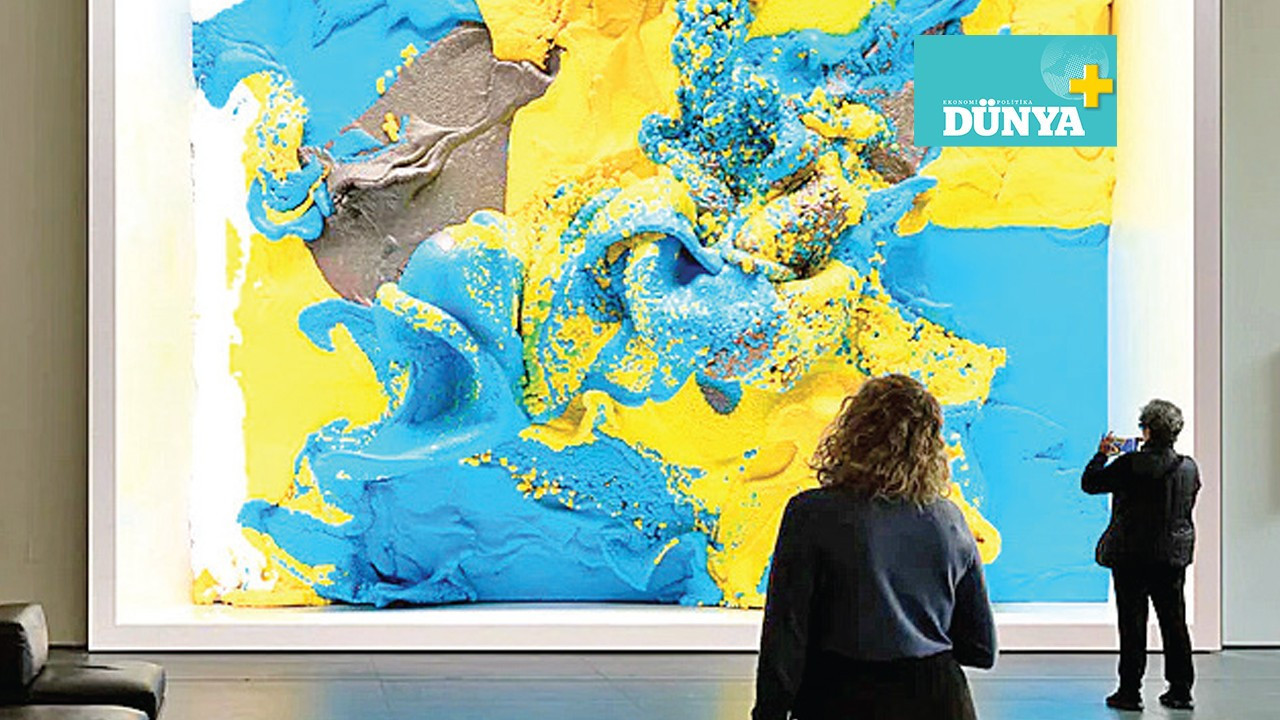 Sanatçı ve yapay zeka: İşbirliği mi sahte iş sanatı mı?