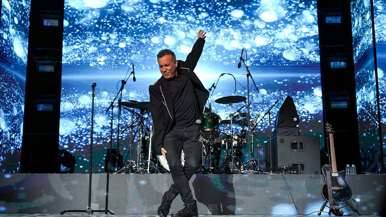 Haluk Levent, 30. sanat yılını Harbiye'de kutladı