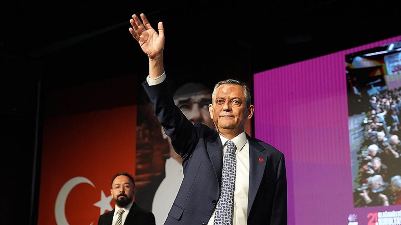 Özgür Özel'den kurultay davası sonrası Saraçhane çağrısı!