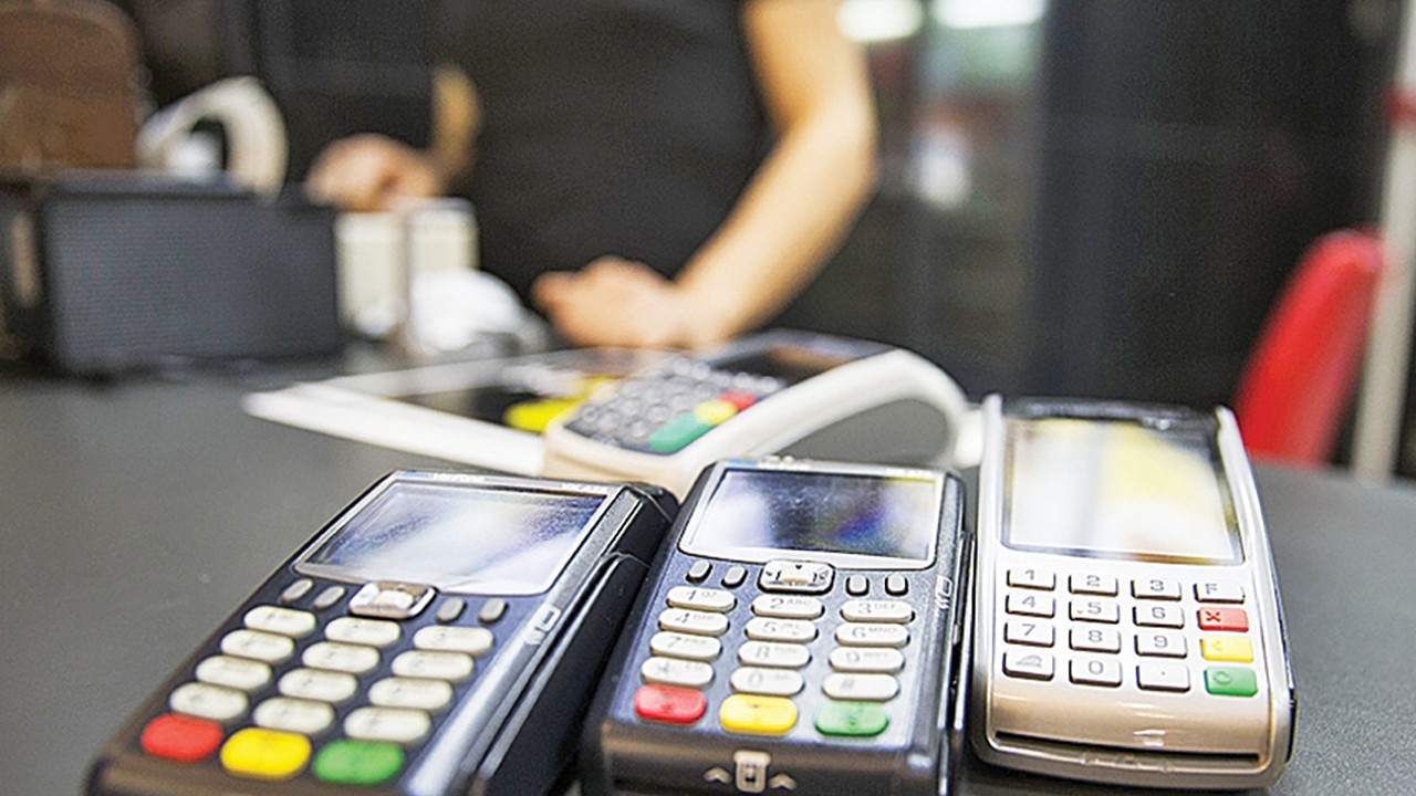 Kredi kartı ile bahşiş için Külliye’nin kapısını çaldılar