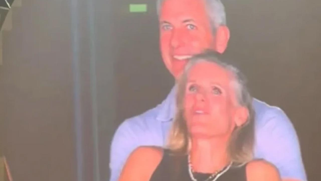 Coldplay konseri pahalıya patladı: Astronomer CEO'su Byron, istifa etti