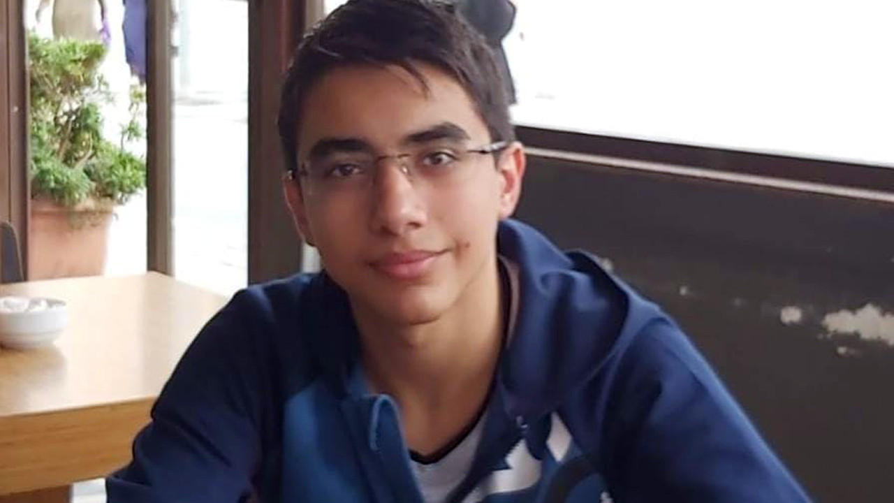 YKS İngilizce birincisi Mehmet Sarak başarının sırrını verdi