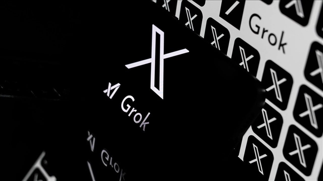 Grok’un X hesabı askıya alındı, kısa sürede yeniden açıldı