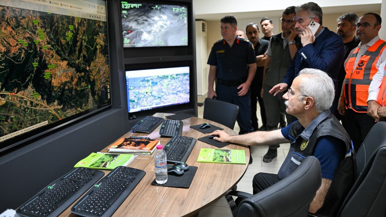 Bakan Uraloğlu'ndan Bursa'daki yangınlara ilişkin açıklama: İyi haberler alacağız