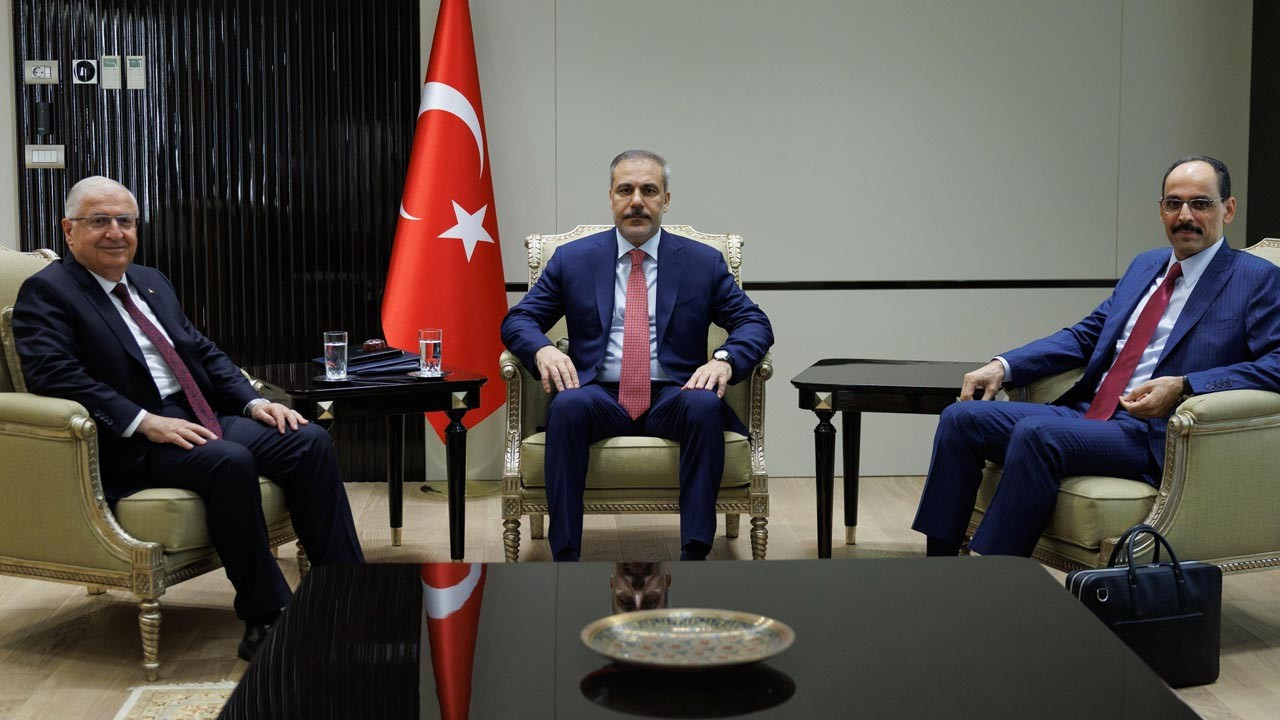 Son dakika: Dışişleri Bakanlığı'nda kritik zirve: Fidan, Kalın ve Güler bir araya geldi