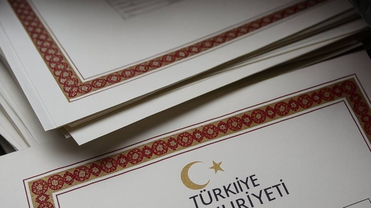 Sahte diploma skandalında yeni ayrıntılar: Kuaförü mühendis, pazarlamacıyı mimar yaptılar!