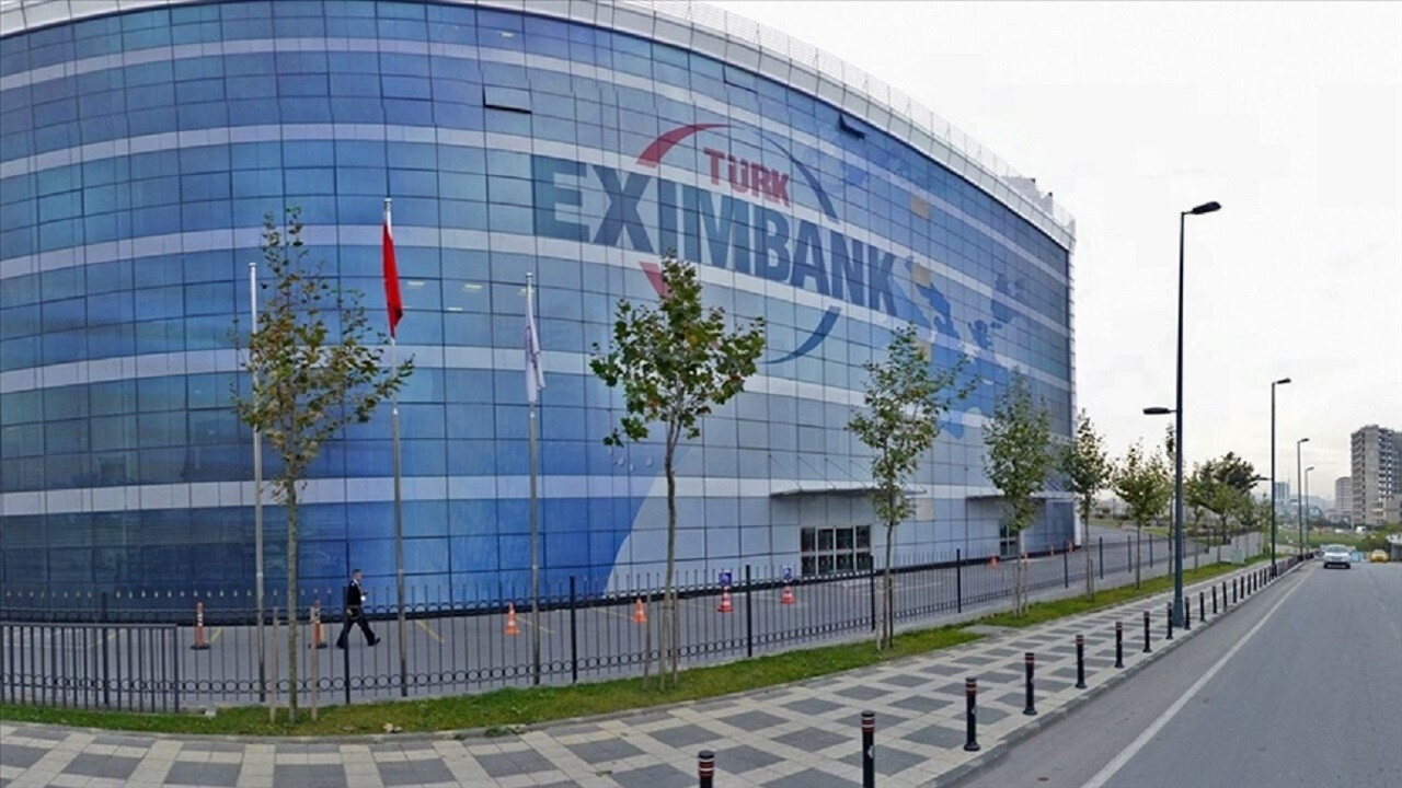 Türk Eximbank’tan ihracata destek: Milyon dolarlık kaynak temin edildi Türk Eximbank’tan ihracata destek: Milyon dolarlık kaynak temin edildi