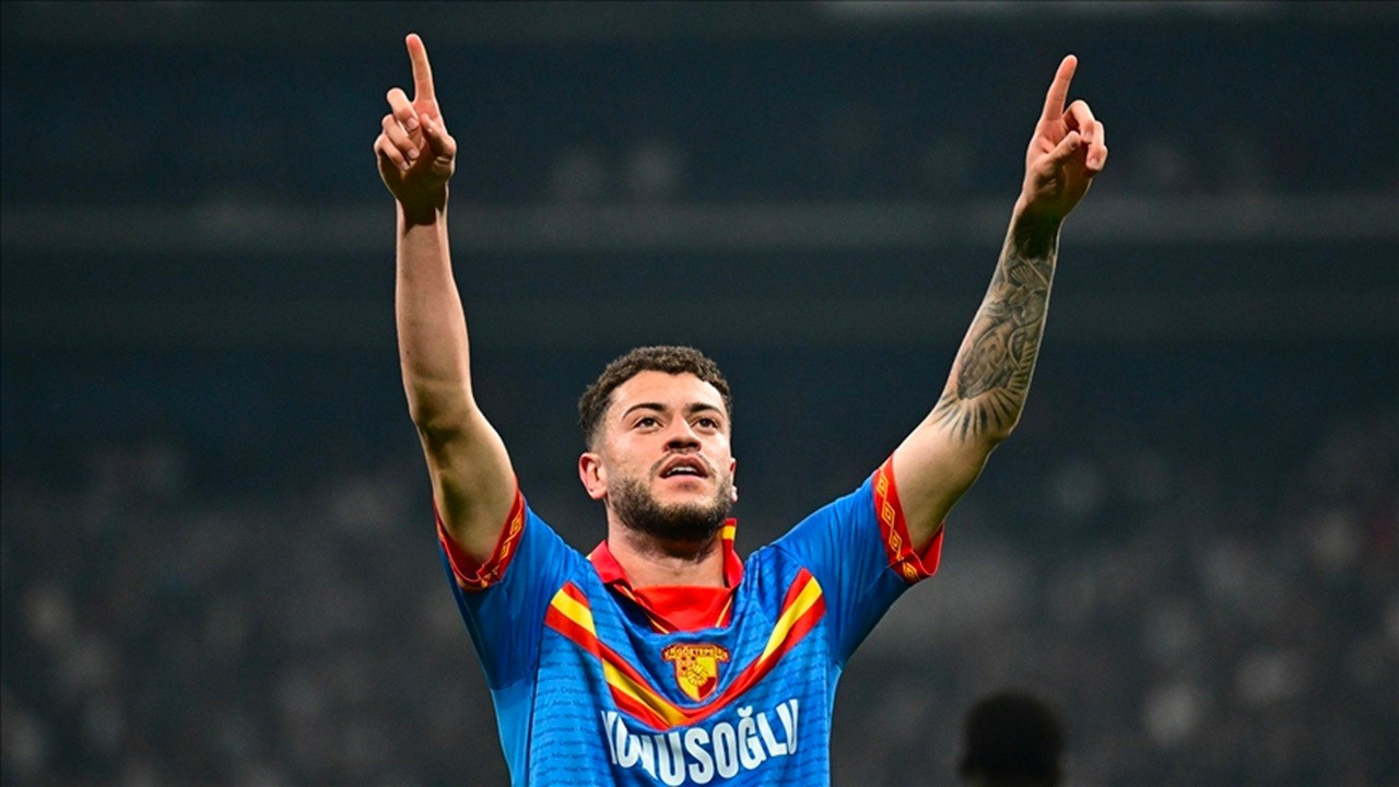 İmzalar atıldı: Göztepeli Romulo rekor bedelle transfer oldu!