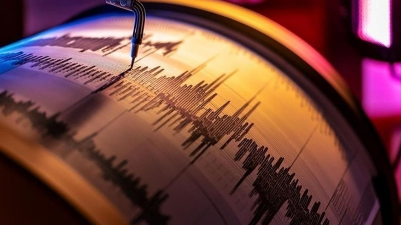 Son dakika: Balıkesir'de korkutan deprem! NErede deprem oldu? Depremin büyüklüğü kaç? Kaç şiddetinde deprem oldu?