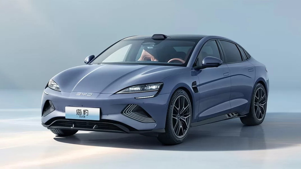 BYD, yeni Seal 07 DM-i’yi 29 Ağustos’ta tanıtacak: İşte yeni özellikleri ve detaylar!