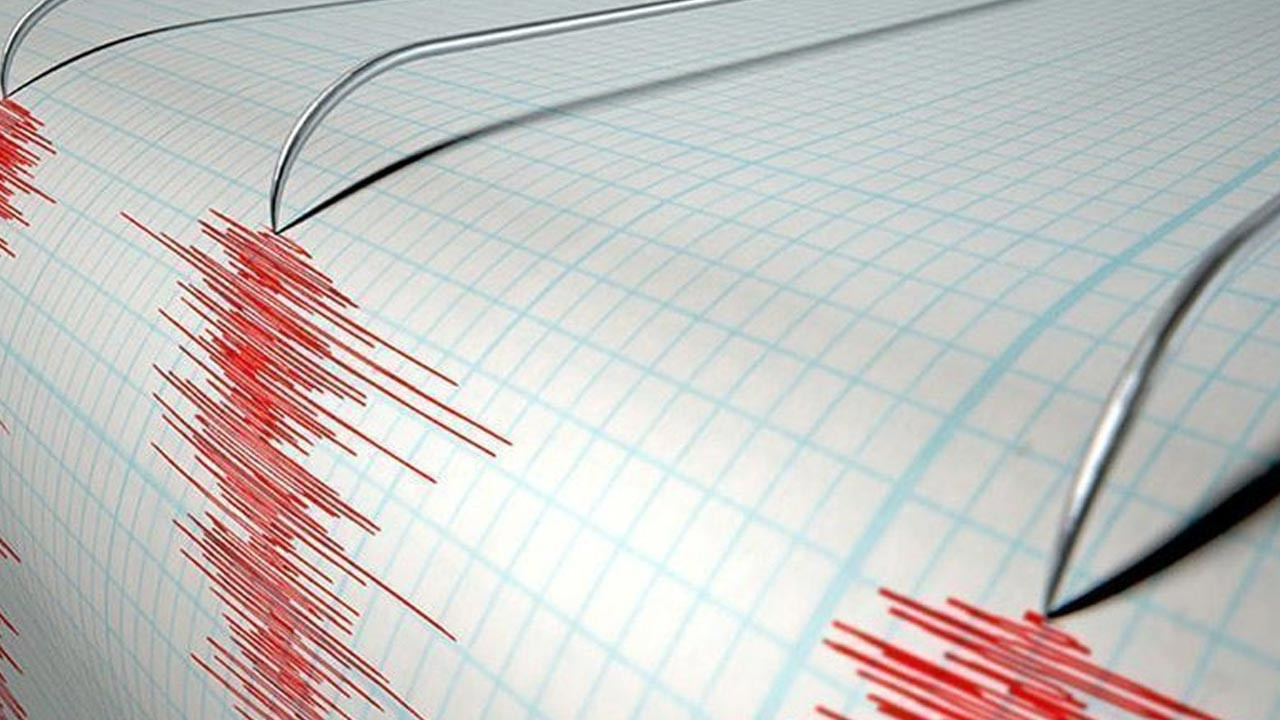 Elazığ'da deprem! Elazığ'da kaç şiddetinde deprem oldu? Deprem mi oldu? Depremin merkez üssü neresi?