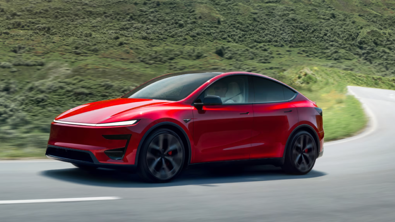 Tesla, Model Y Performance'ı tanıttı! Türkiye fiyatı belli oldu