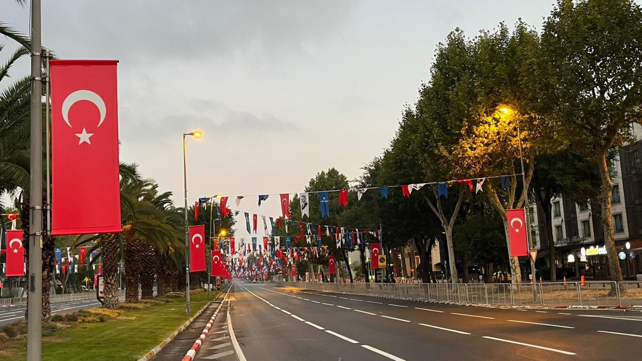 İstanbul'da 30 Ağustos'ta hangi yollar trafiğe kapalı olacak? İşte trafiğe kapalı yollar ve alternatif güzergâhlar...