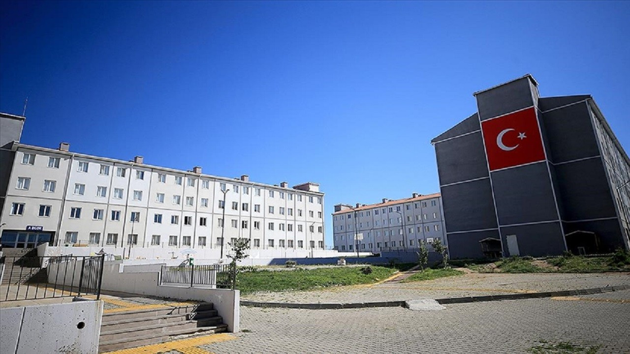 Öğrenciler merakla bekliyordu! KYK yurt başvuruları başladı