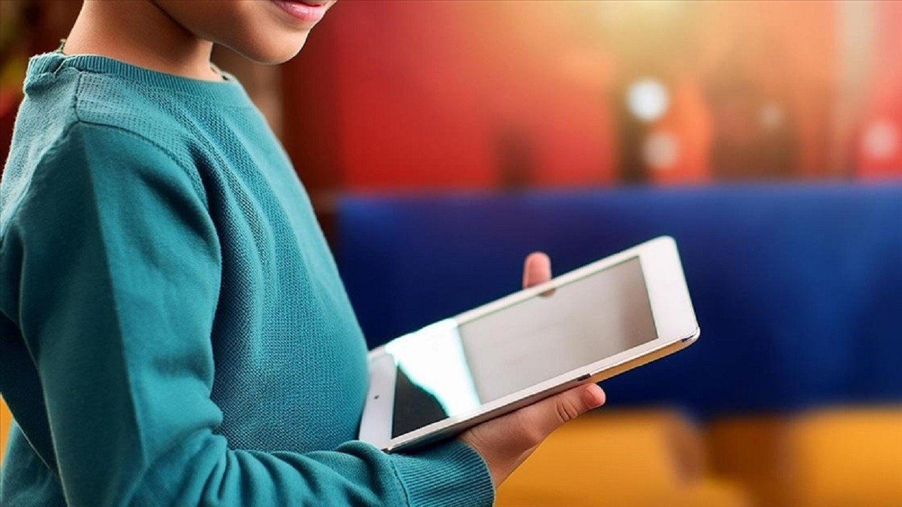 KVKK'dan velilere uyarı: Çocukların kişisel verilerine dikkat!