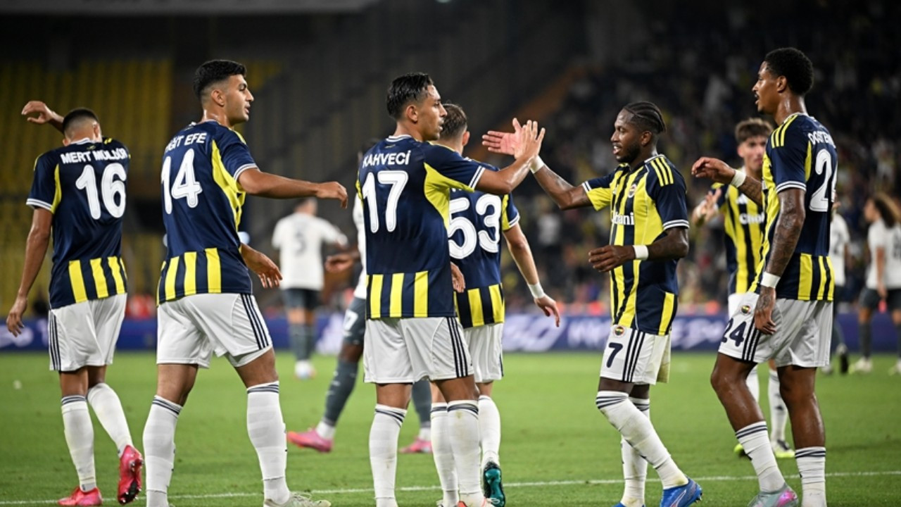 Fenerbahçe'nin Avrupa Ligi kadrosu açıklandı