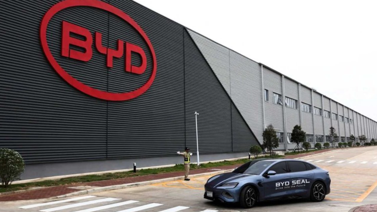 Rekabet baskısı arttı: BYD satış hedefini aşağı çekti