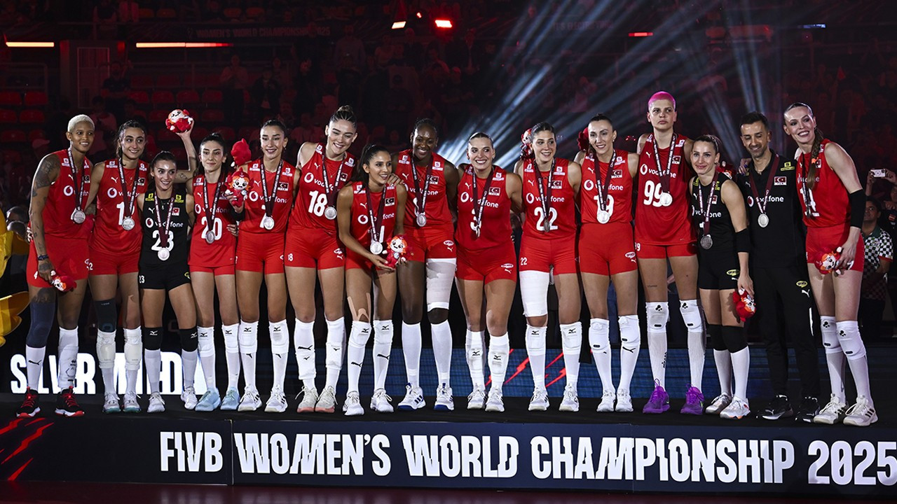 Tarihte ilk... Filenin Sultanları dünya ikincisi!