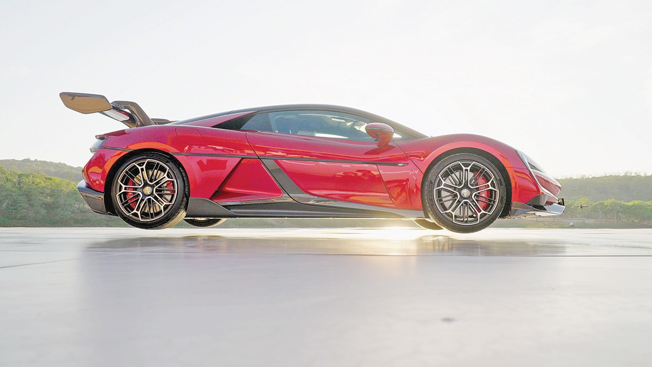 BYD’nin zıplayan ve yüzen otomobili Türkiye’de şov yaptı