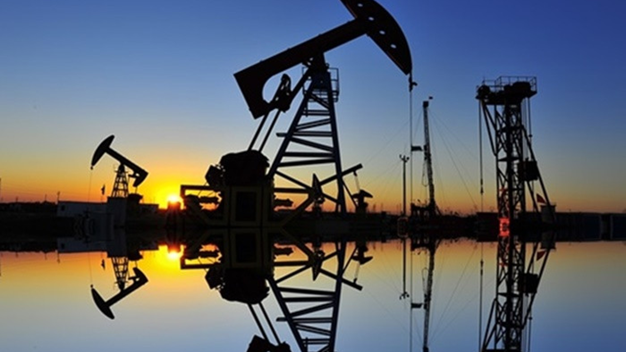 Petrol fiyatları jeopolitik yükseliş sonrası geriledi