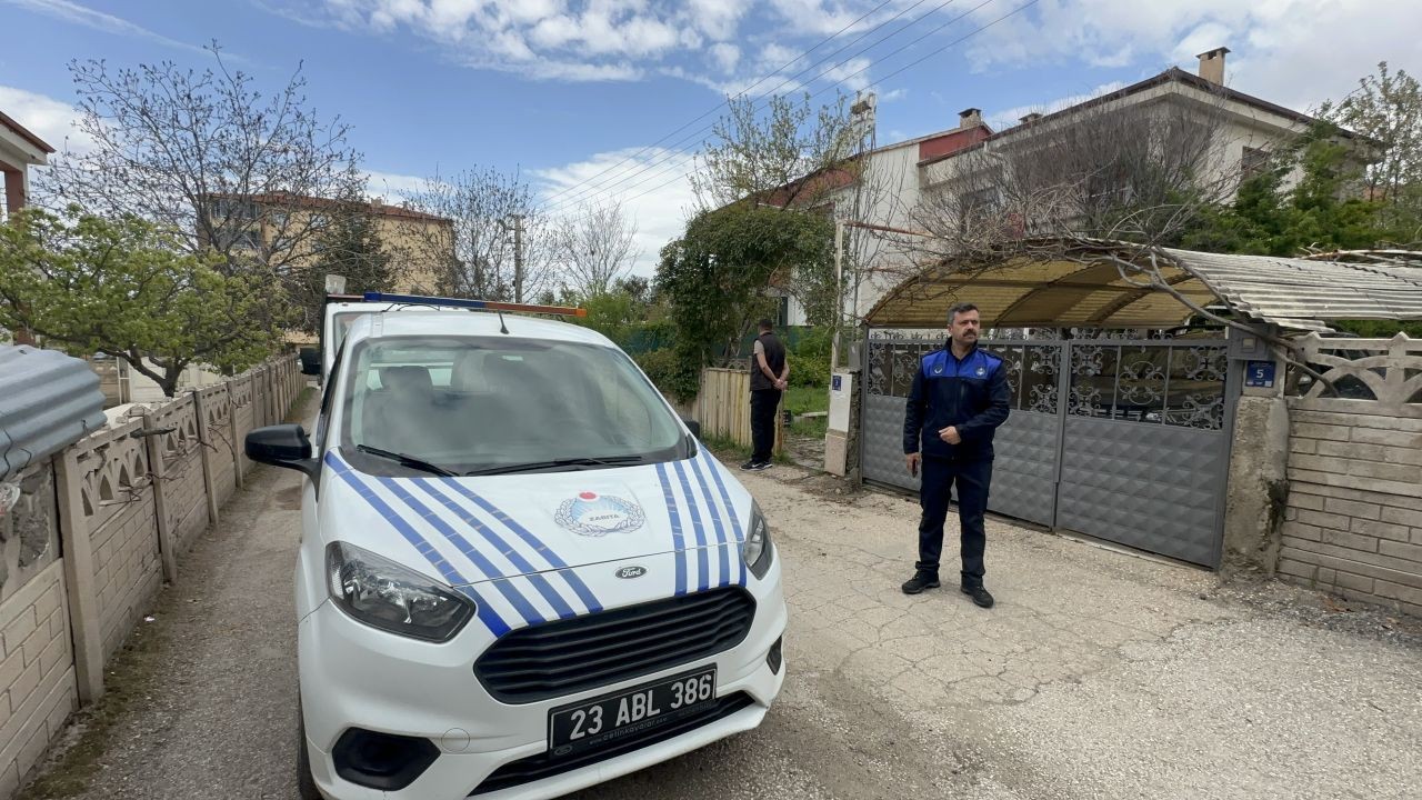 Çöp ev ihbarıyla gittikleri evde şok yaşadılar! Evin sahibi bakın kim çıktı? - Resim: 3