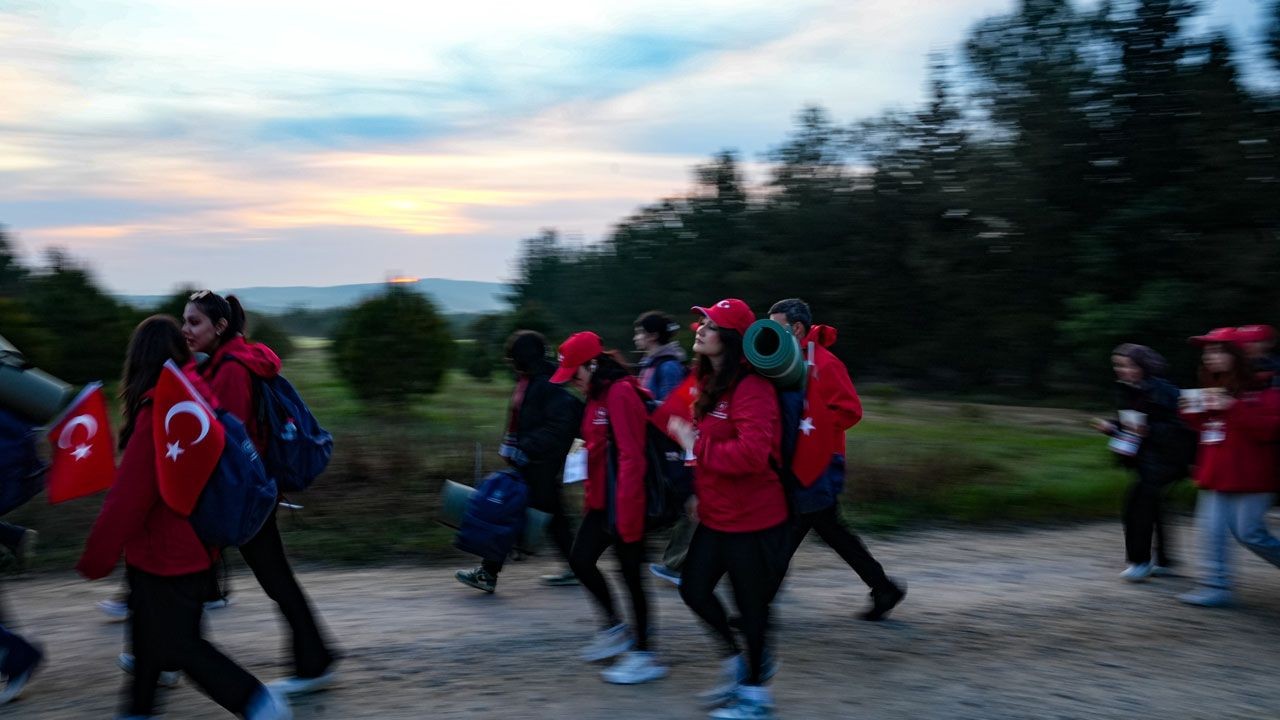 Çanakkale'de binlerce kişi, 57'nci Alay'ın izinde yürüdü - Resim: 3
