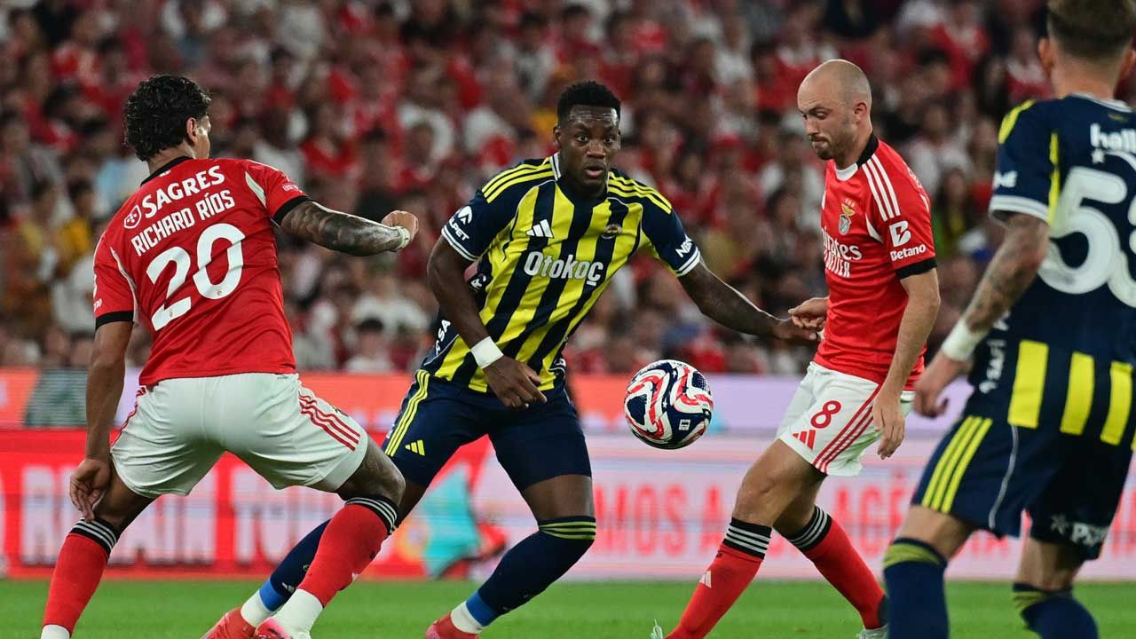 Fenerbahçe haırlık maçı ne zaman? Fenerbahçe Lazio maçı saat kaçta, hangi kanalda? Şifresiz mi? - Resim: 1