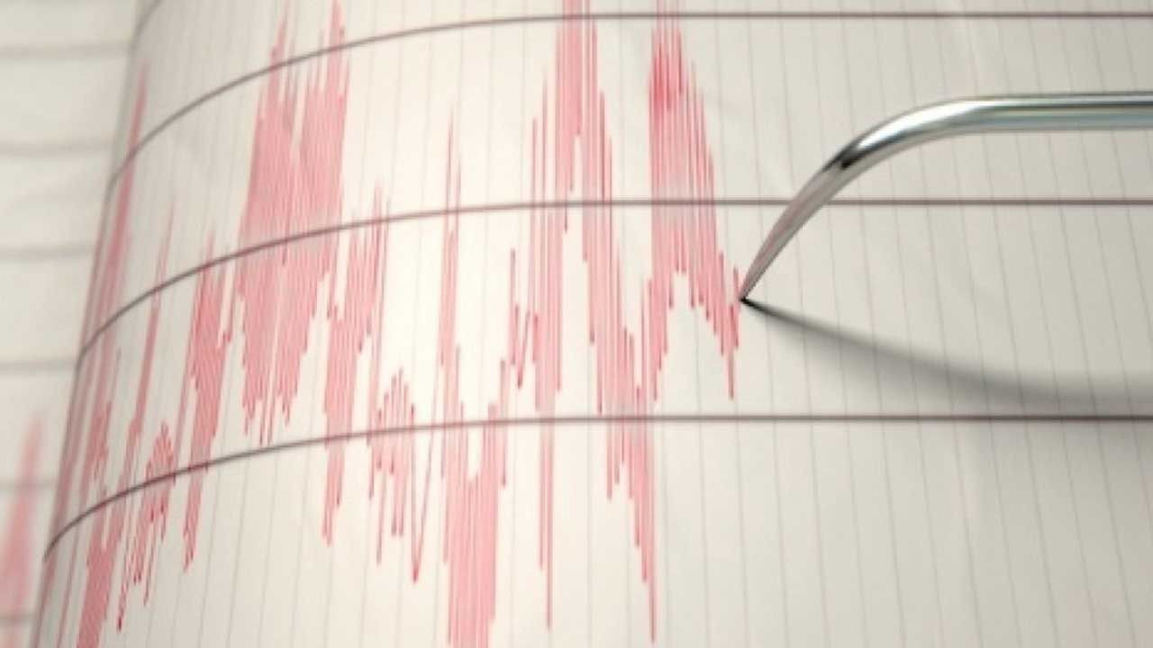 İstanbul'da deprem mi oldu? İstanbul'da yeni deprem oldu mu? - Resim: 1