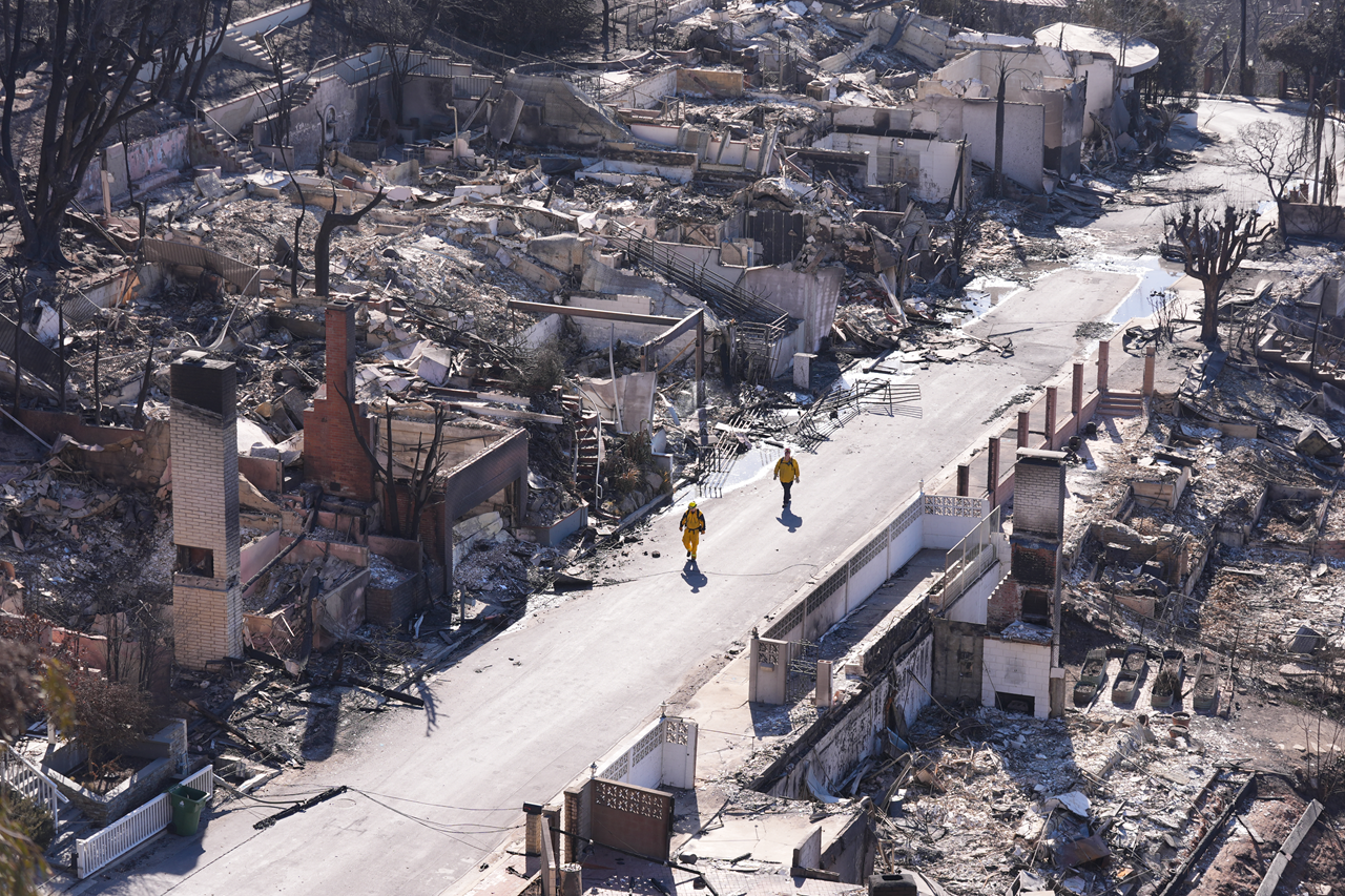 250 milyar doların üzerinde ekonomik kayba yol açan Los Angeles yangını 8. gününde! - Resim: 8