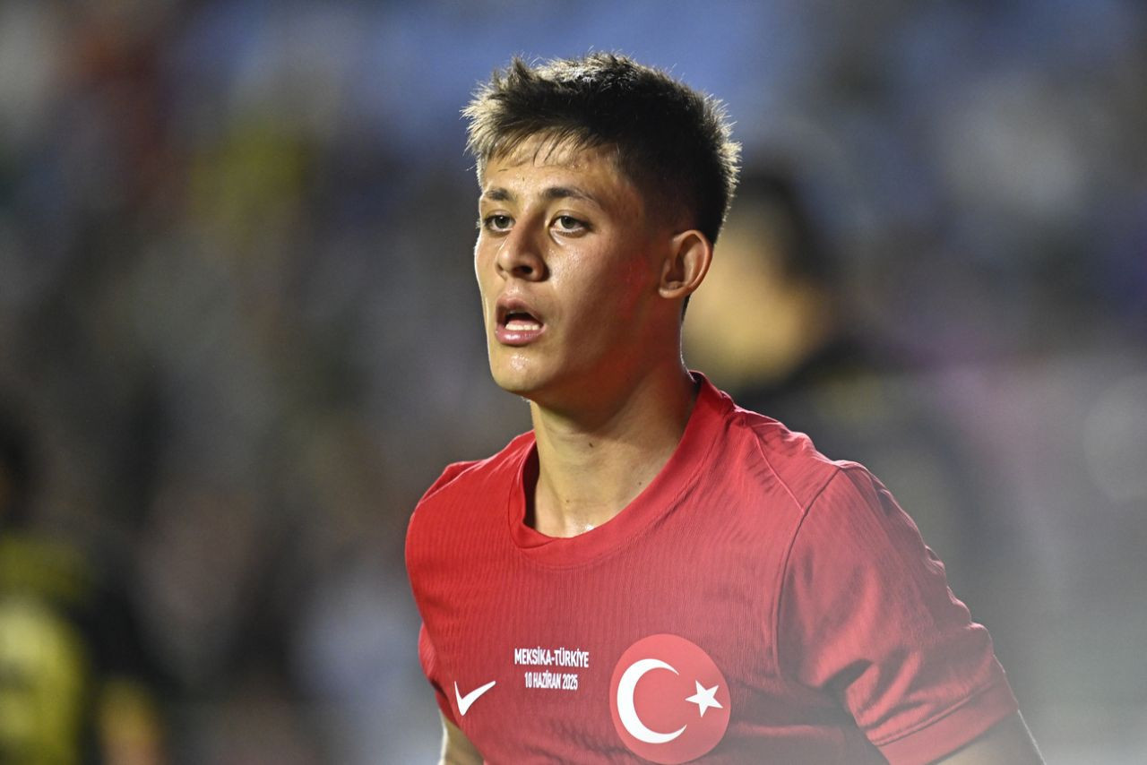 Milli futbolcu Arda Güler'in gol sevinci LGS sorusu oldu - Resim: 2