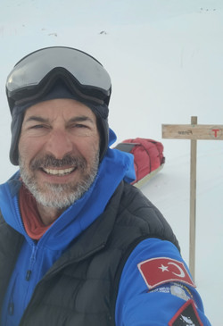 Kutup noktasına T&uuml;rk bayrağını diken ilk T&uuml;rk olacak - Resim : 1